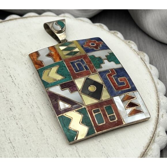 Peruvian 950 Mixed Semi-precious Gemstone Inlay Mosaic pendant 21.18G/2.5in - Picture 2 of 6